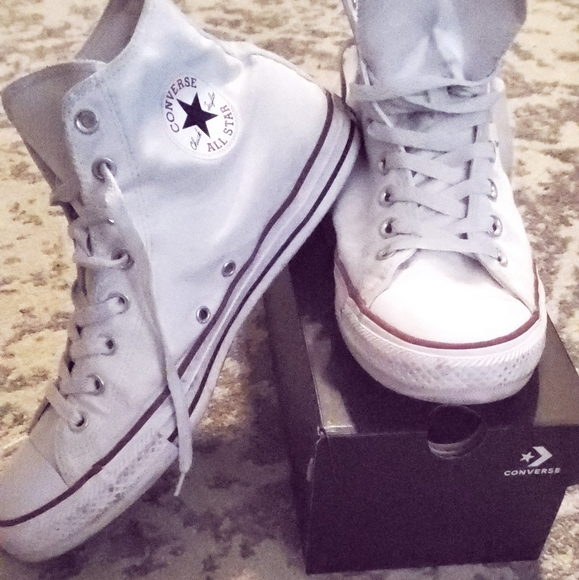 **SOLD**Converse Chuck Taylor - Picture 1 of 5